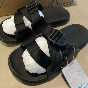 Chacos Chillo Slides